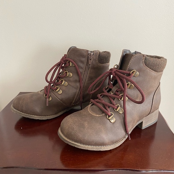 Maurice’s boots. Size 5 Never worn - Picture 3 of 6